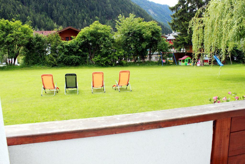 Hotel Stecher Oetz Esterno foto